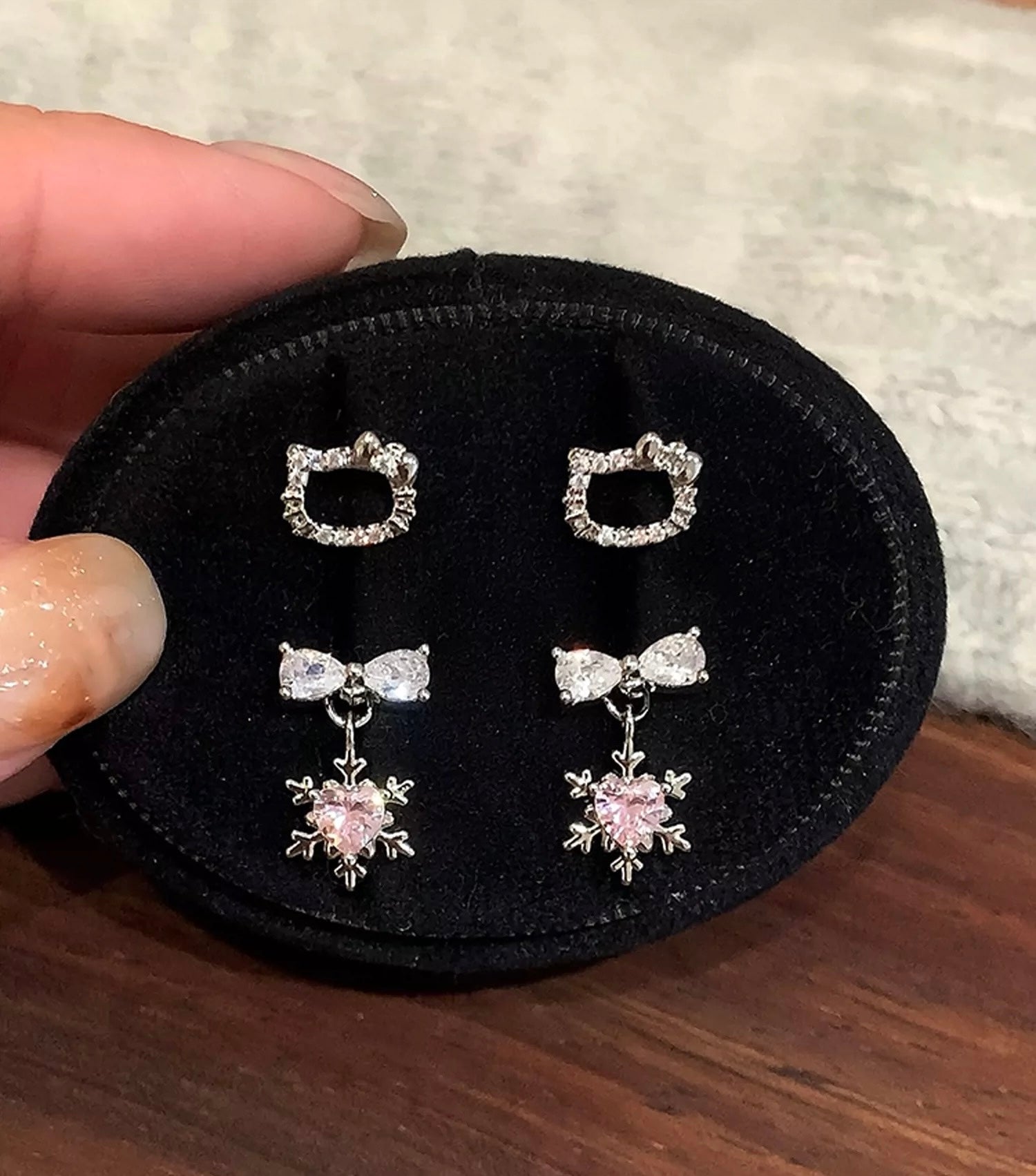 Kitty&Heart&Snow Earrings