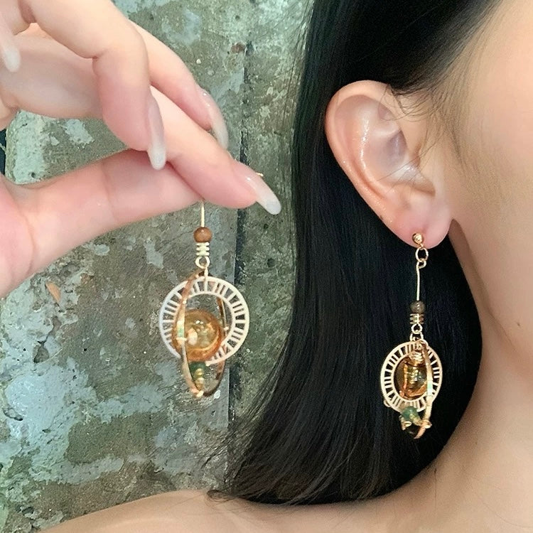 Vintage gold tone earrings