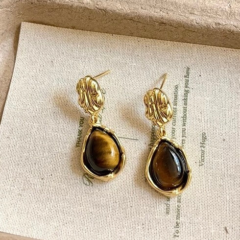 Vintage Brown Earrings