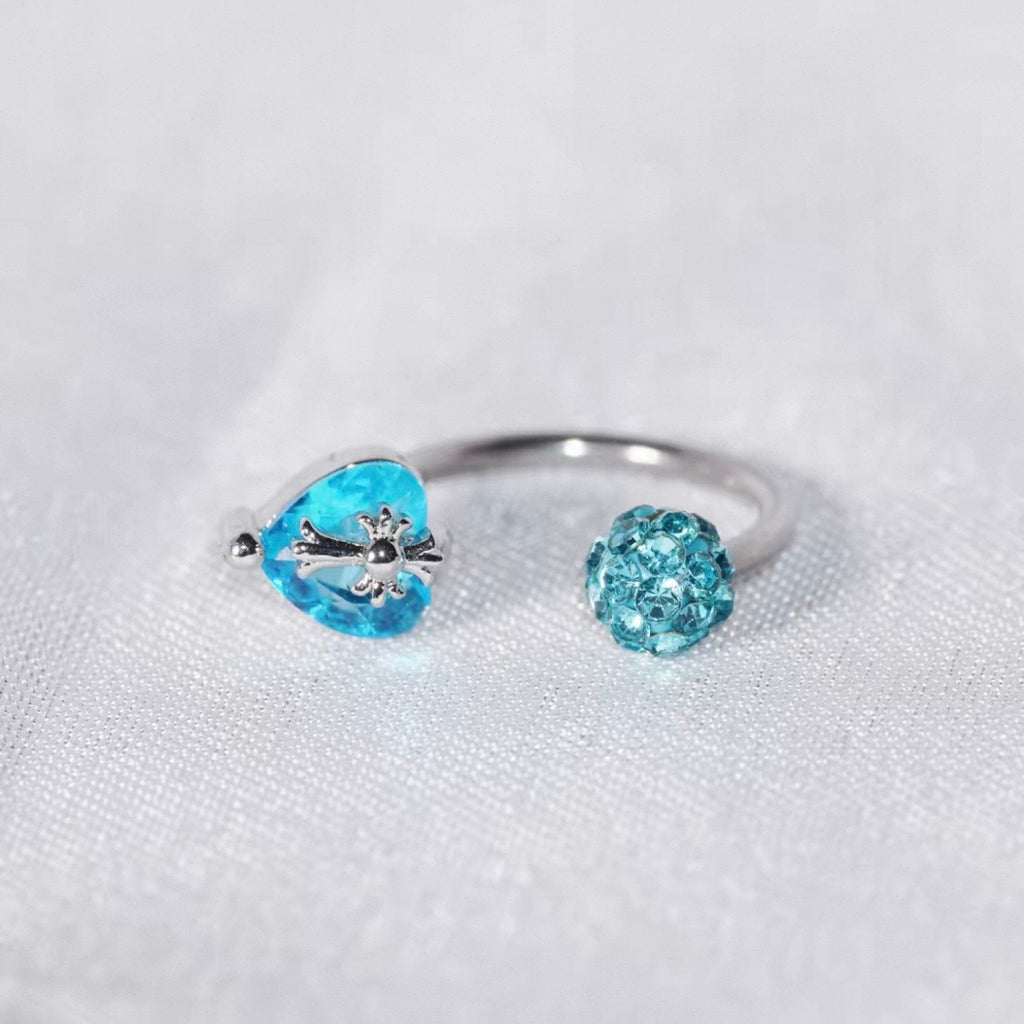 Flashy Heart Shaped Lip Ring